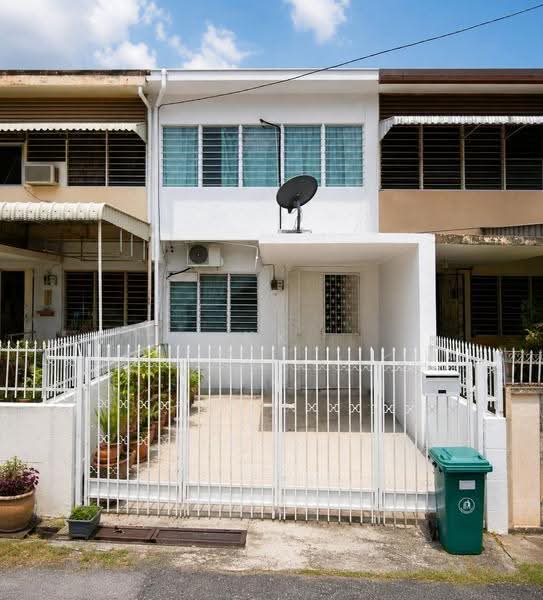 2-storey Terraced House for Sale in Pulau Tikus (Penang) - KK Kwok - Exterior - PropertyGuru.com.my