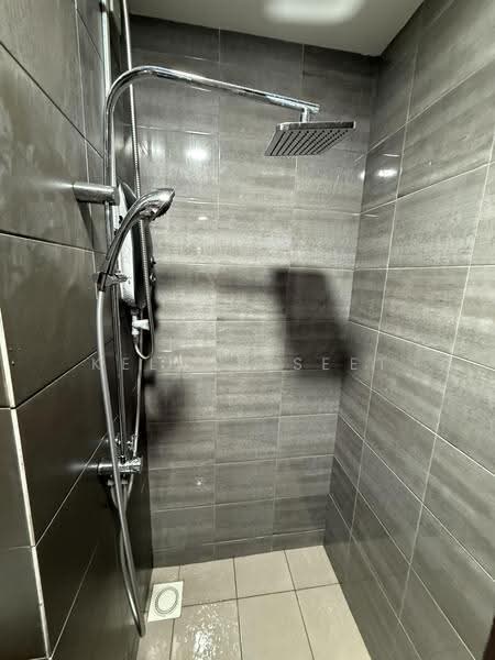 Service Residence for Rent at Symphony Tower (Menara Simfoni) - Kelton Seet - Bathroom - PropertyGuru.com.my