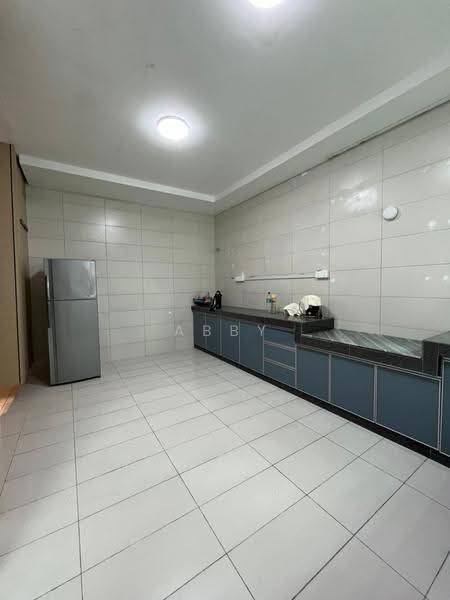 Rumah Berkembar untuk Dijual di Taman Vista Kirana (Bukit Katil) - Abby Ho - Kitchen - PropertyGuru.com.my