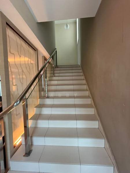 Rumah Berkembar untuk Dijual di Taman Vista Kirana (Bukit Katil) - Abby Ho - Corridor - PropertyGuru.com.my