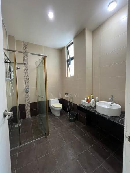 Rumah Berkembar untuk Dijual di Taman Vista Kirana (Bukit Katil) - Abby Ho - Bathroom - PropertyGuru.com.my