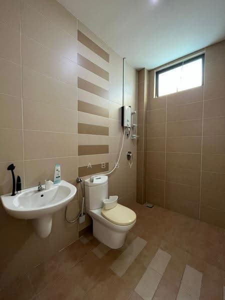 Rumah Berkembar untuk Dijual di Taman Vista Kirana (Bukit Katil) - Abby Ho - Bathroom - PropertyGuru.com.my