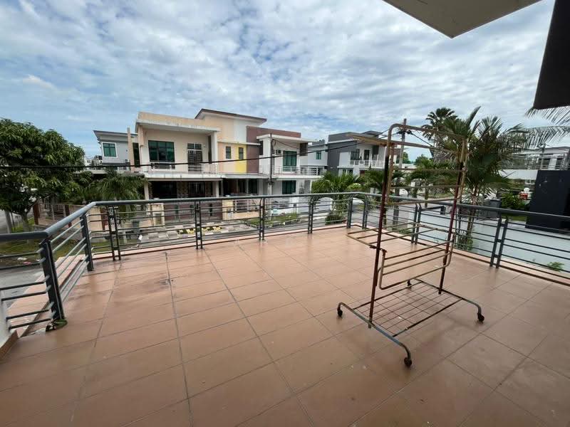 Rumah Berkembar untuk Dijual di Taman Vista Kirana (Bukit Katil) - Abby Ho - Exterior - PropertyGuru.com.my