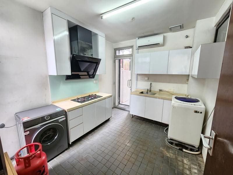 Rumah Berkembar untuk Disewa di Pusat Bandar Puchong (Puchong) - Steven Tan - Kitchen - PropertyGuru.com.my