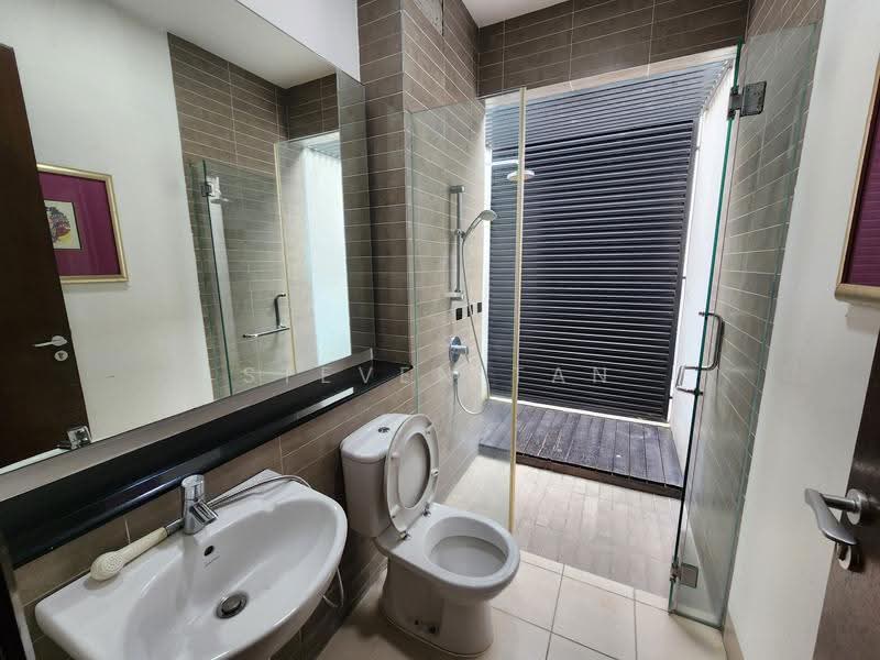 Rumah Berkembar untuk Disewa di Pusat Bandar Puchong (Puchong) - Steven Tan - Bathroom - PropertyGuru.com.my