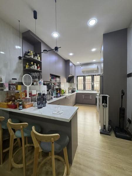 2.5-storey Terraced House for Sale in Happy Garden (Kuchai Lama) - Carole Teh - PropertyGuru.com.my