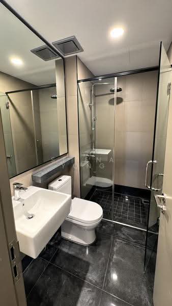 Kediaman Servis untuk Disewa di Bloomsvale Menara Vista Petaling - SELENA YONG - Bathroom - PropertyGuru.com.my