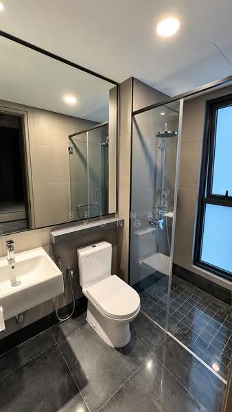 Kediaman Servis untuk Disewa di Bloomsvale Menara Vista Petaling - SELENA YONG - Bathroom - PropertyGuru.com.my