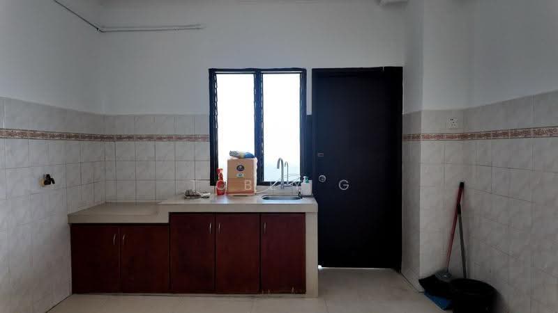 Kondominium untuk Dijual di Vista Komanwel C - Tobey G - Kitchen - PropertyGuru.com.my