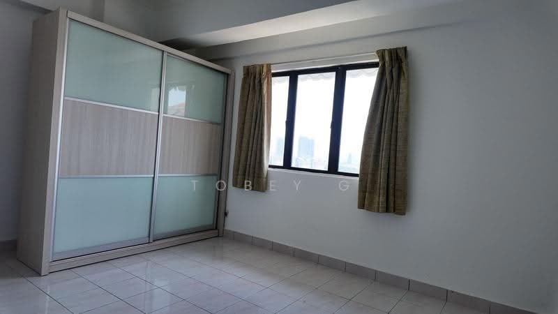 Kondominium untuk Dijual di Vista Komanwel C - Tobey G - Bedroom - PropertyGuru.com.my