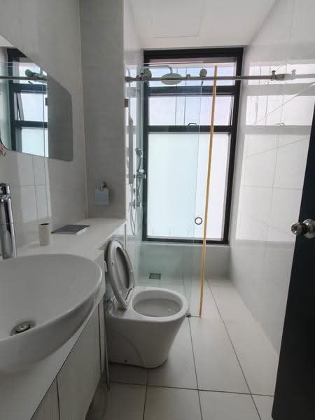 Apartment for Rent at Setia Sky 88 - Kelly Chen - Bathroom - PropertyGuru.com.my
