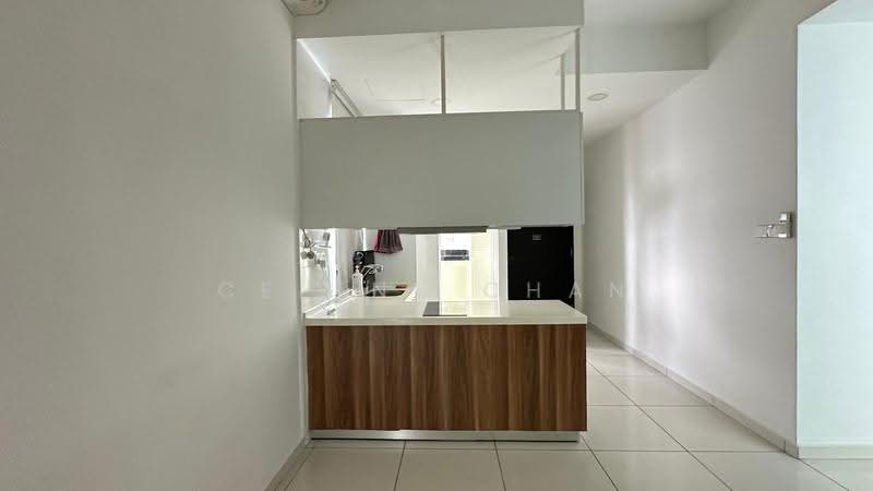 Kediaman Servis untuk Dijual di Wave @ Marina Cove - Celene Chan - Kitchen - PropertyGuru.com.my