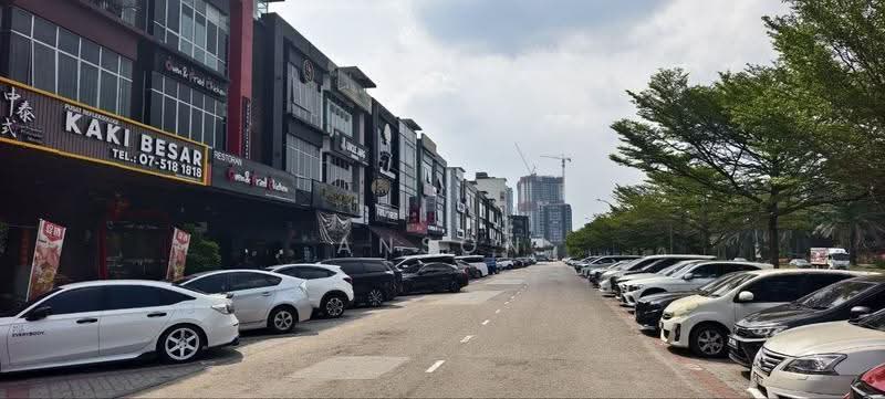 Shop / Office untuk Dijual di Taman Austin Heights (Tebrau) - Anson Chua - Exterior - PropertyGuru.com.my