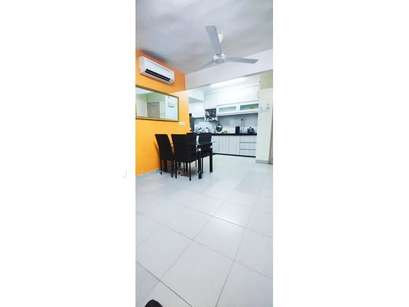 Pangsapuri untuk Disewa di Centrio Avenue - Jerry Tan - Dining Room - PropertyGuru.com.my