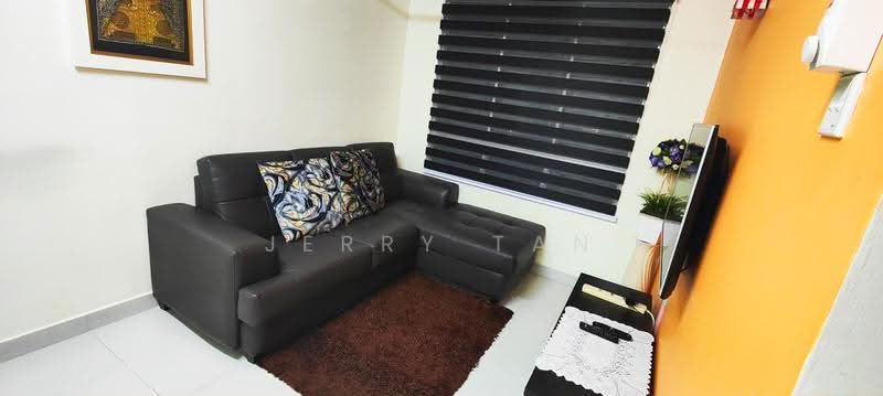Pangsapuri untuk Disewa di Centrio Avenue - Jerry Tan - Living Room - PropertyGuru.com.my
