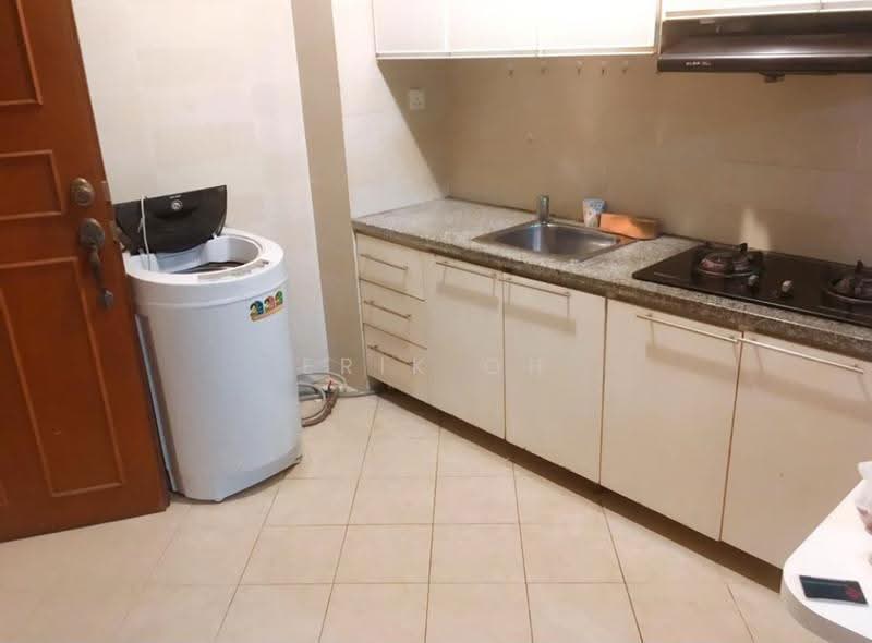 Kediaman Servis untuk Dijual di The Heritage Residence - Erik Oh - Kitchen - PropertyGuru.com.my