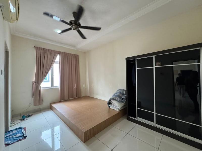 Rumah Kluster untuk Dijual di Taman Gaya (Ulu Tiram) - Jaslyn Tan - Bedroom - PropertyGuru.com.my