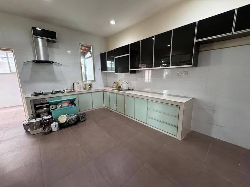 Rumah Kluster untuk Dijual di Taman Gaya (Ulu Tiram) - Jaslyn Tan - Kitchen - PropertyGuru.com.my