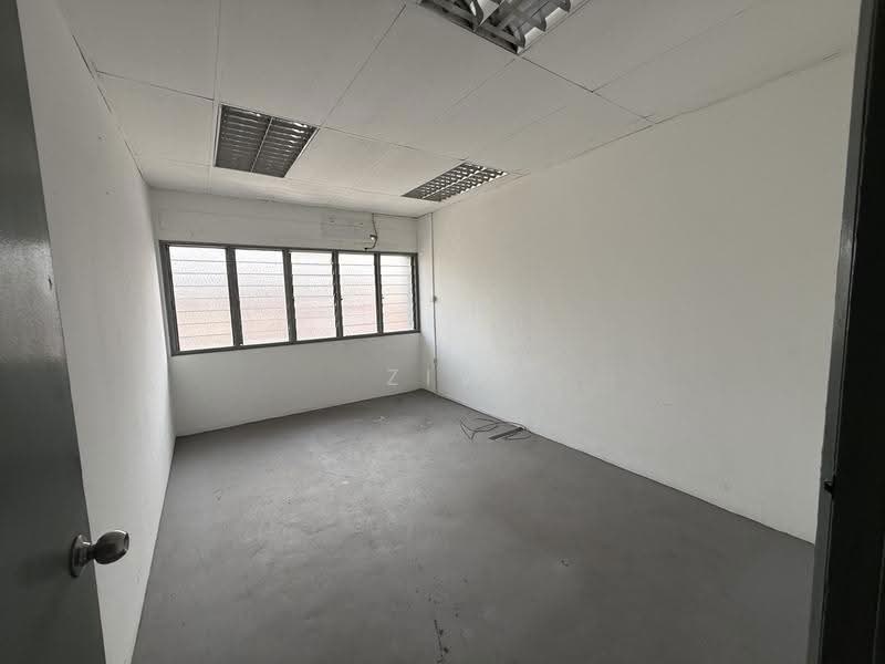 Shop / Office untuk Disewa di Johor Bahru (Johor) - Ziv Chiam - Interior - PropertyGuru.com.my