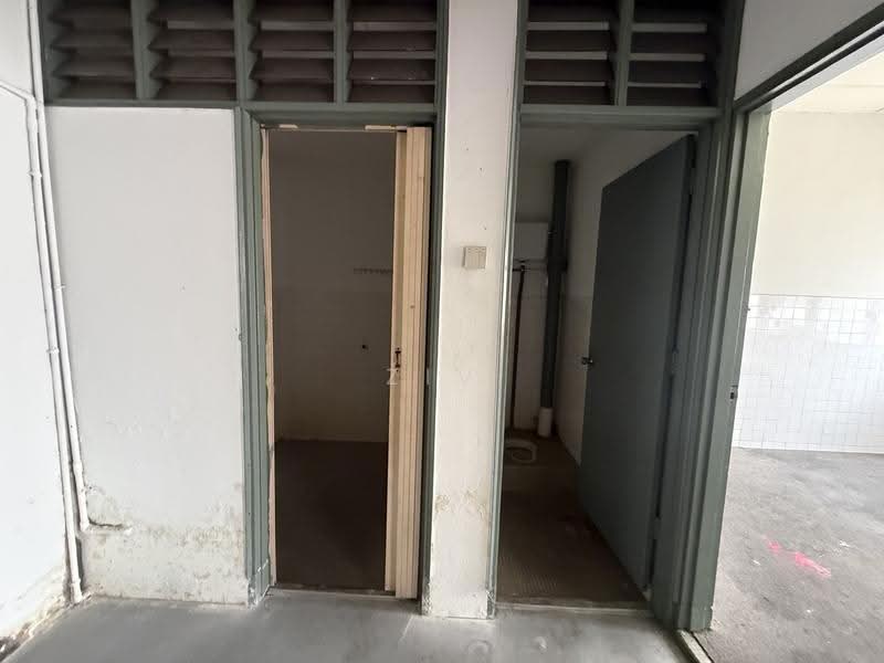 Shop / Office untuk Disewa di Johor Bahru (Johor) - Ziv Chiam - Interior - PropertyGuru.com.my