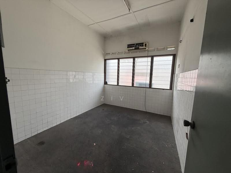 Shop / Office untuk Disewa di Johor Bahru (Johor) - Ziv Chiam - Interior - PropertyGuru.com.my