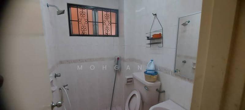 1-storey Terraced House for Sale in Shah Alam (Selangor) - Mohgan . - Bathroom - PropertyGuru.com.my