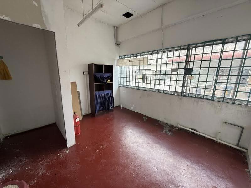Shop / Office untuk Disewa di Johor Bahru (Johor) - Ziv Chiam - Interior - PropertyGuru.com.my