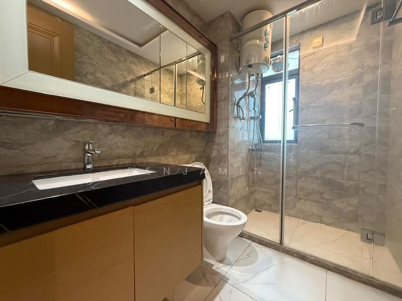 Service Residence for Rent at R&F Princess Cove Phase 1 - Benjamin Oh - Bathroom - PropertyGuru.com.my