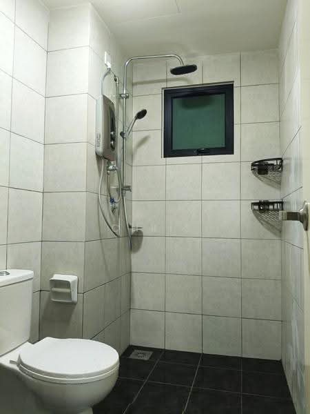 Kediaman Servis untuk Disewa di Edusphere - Chris Lee - Bathroom - PropertyGuru.com.my