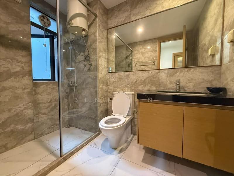 Service Residence for Rent at R&F Princess Cove Phase 1 - Benjamin Oh - Bathroom - PropertyGuru.com.my