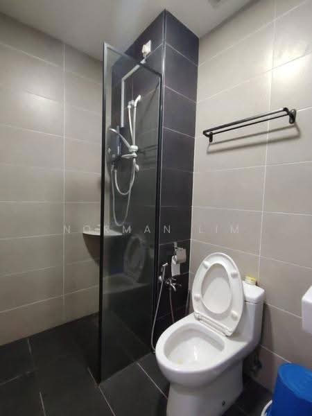 Service Residence for Rent at Wave @ Marina Cove - Norman Lim - Bathroom - PropertyGuru.com.my