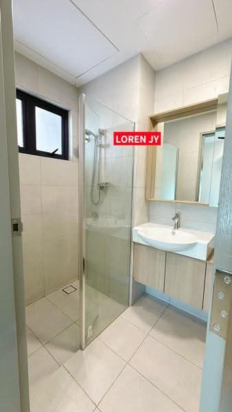Service Residence for Rent at Sinaran @ Utropolis - Loren Jia Ying - Bathroom - PropertyGuru.com.my
