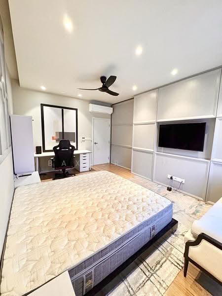 Semi-Detached House for Rent in Kajang (Selangor) - Baxter Lim - Bedroom - PropertyGuru.com.my