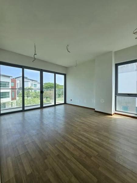 Rumah Berkembar untuk Dijual di Taman Molek (Johor Bahru) - Yuki Cheng - Living Room - PropertyGuru.com.my
