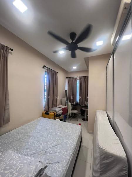2-storey Terraced House for Sale in Taman Kempas Indah (Tebrau) - Kym Kee - Bedroom - PropertyGuru.com.my