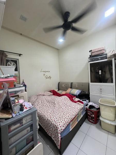 2-storey Terraced House for Sale in Taman Kempas Indah (Tebrau) - Kym Kee - Bedroom - PropertyGuru.com.my