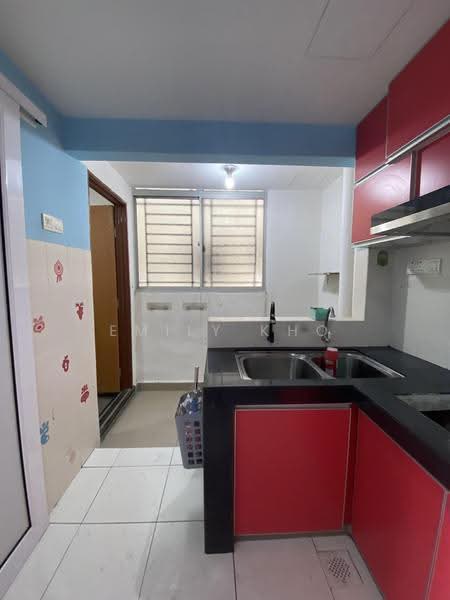Service Residence for Sale at Alam Idaman - Emily Kho - Kitchen - PropertyGuru.com.my