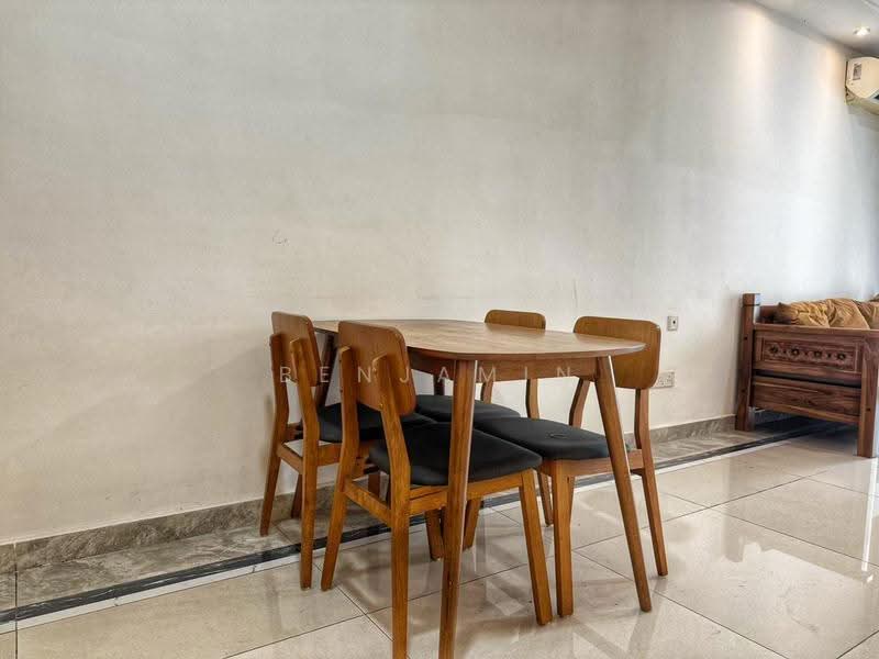 Service Residence for Rent at R&F Princess Cove Phase 1 - Benjamin Oh - Dining Room - PropertyGuru.com.my