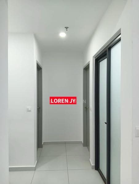 Service Residence for Rent at Sinaran @ Utropolis - Loren Jia Ying - Corridor - PropertyGuru.com.my