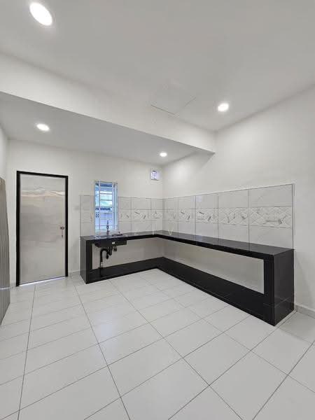 Rumah Teres 1-Tingkat untuk Dijual di Skudai (Johor) - Ziv Chiam - Kitchen - PropertyGuru.com.my