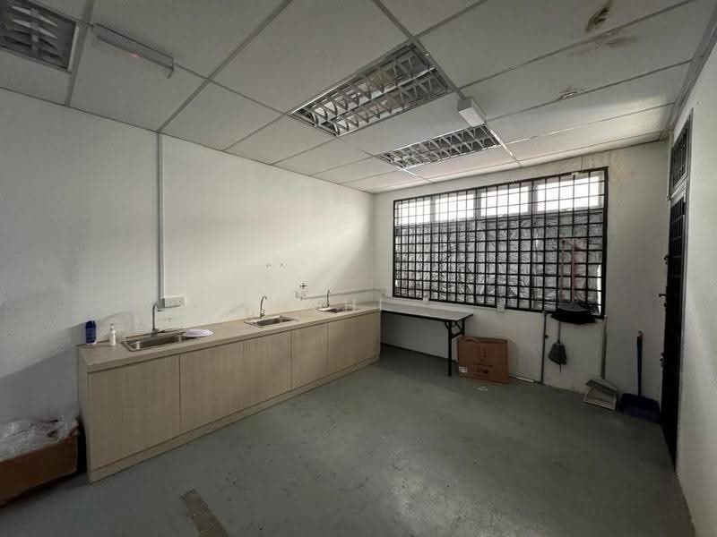 Kedai untuk Disewa di Taman Ungku Tun Aminah (Skudai) - Shi Ting - Interior - PropertyGuru.com.my