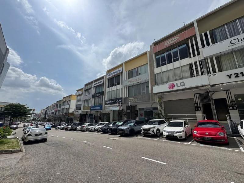 Kedai untuk Disewa di Taman Ungku Tun Aminah (Skudai) - Shi Ting - Exterior - PropertyGuru.com.my