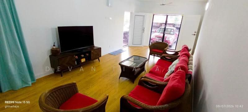 1-storey Terraced House for Sale in Taman Ehsan (Kepong) - Devan Tiarajah - Living Room - PropertyGuru.com.my