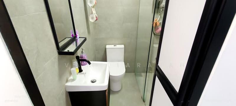 1-storey Terraced House for Sale in Taman Ehsan (Kepong) - Devan Tiarajah - Bathroom - PropertyGuru.com.my