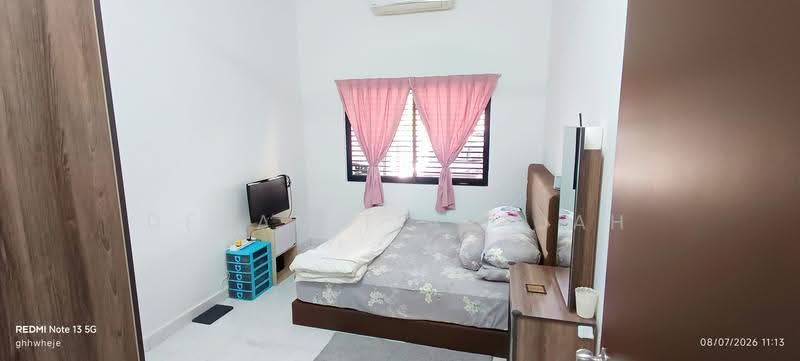 1-storey Terraced House for Sale in Taman Ehsan (Kepong) - Devan Tiarajah - Bedroom 1 - PropertyGuru.com.my