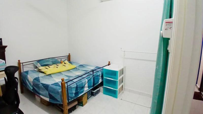 1-storey Terraced House for Sale in Taman Ehsan (Kepong) - Devan Tiarajah - Bedroom 2 - PropertyGuru.com.my
