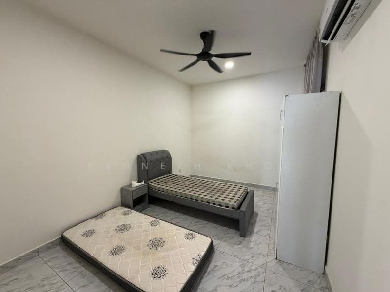 Rumah Kluster untuk Disewa di Taman Ekoflora (Johor Bahru) - Kenneth Khor - Bedroom - PropertyGuru.com.my