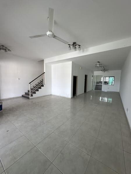 2-storey Terraced House for Sale in Taman Pengkalan Tiara (Ipoh) - Levi Chong - Living Room - PropertyGuru.com.my