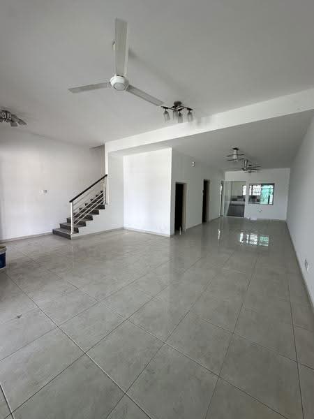 2-storey Terraced House for Sale in Taman Pengkalan Tiara (Ipoh) - Levi Chong - Living Room - PropertyGuru.com.my