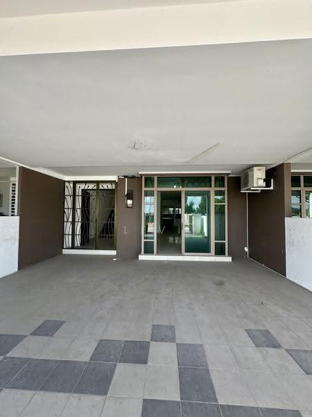 2-storey Terraced House for Sale in Taman Pengkalan Tiara (Ipoh) - Levi Chong - Entrance - PropertyGuru.com.my